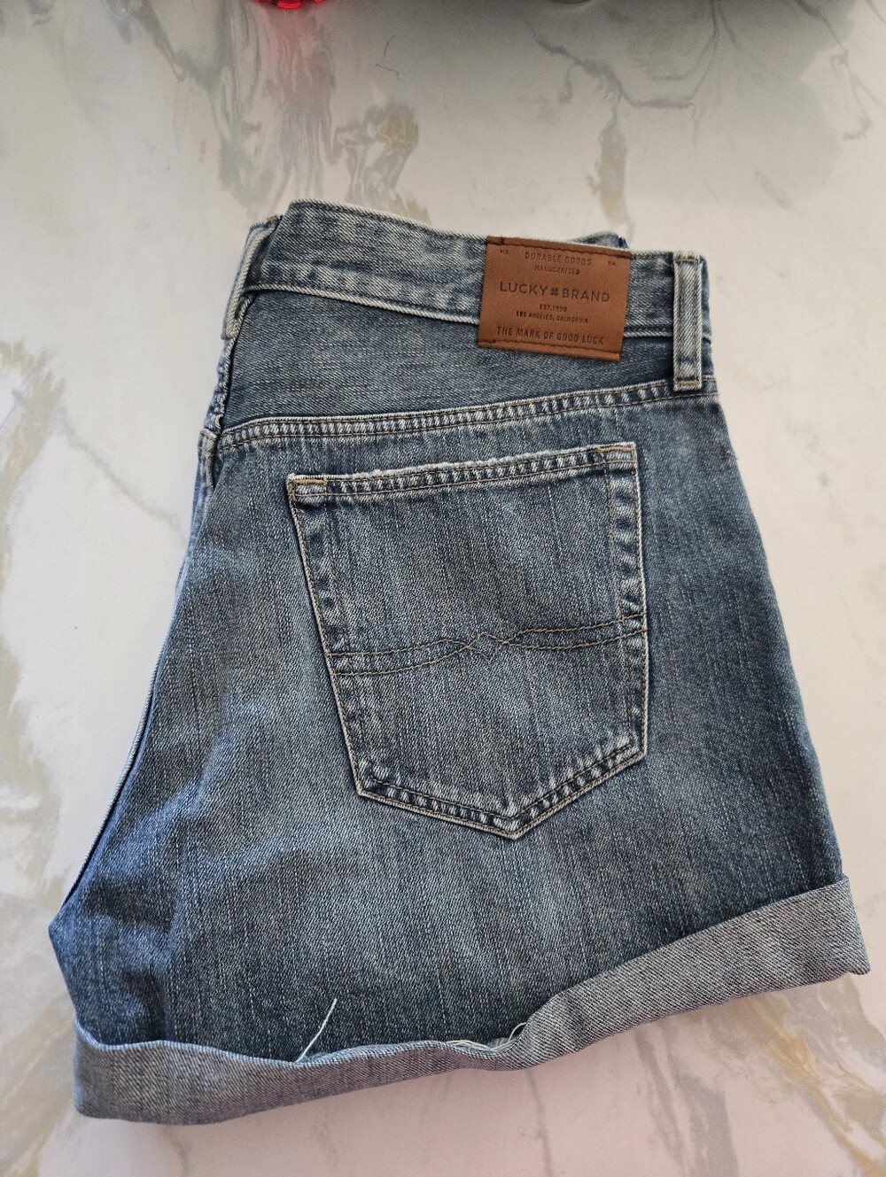 NWOT! Lucky Brand Boyfriend  Cuffed Denim Shorts SIze 6/28